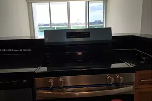 100 Bayview Dr, Sunny Isles Beach, FL 33160 - Photo 27