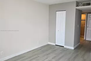 100 Bayview Dr, Sunny Isles Beach, FL 33160 - Photo 25