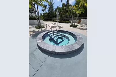 100 Bayview Dr #1420, Sunny Isles Beach, FL 33160 - Photo 11