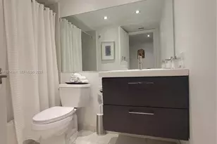 8180 Geneva Ct, Doral, FL 33166 - Photo 9