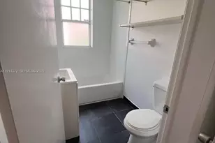 754 Meridian Ave, Miami Beach, FL 33139 - Photo 13