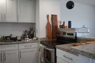 880 NE 69th St, Miami, FL 33138 - Photo 5