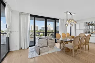 19667 Turnberry Way, Aventura, FL 33180 - Photo 23