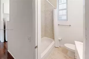 639 12th St, Miami Beach, FL 33139 - Photo 9