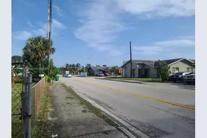 5364 NW 29th Ave, Miami, FL 33142 - Photo 3
