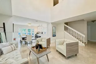 10620 SW 67th St, Miami, FL 33173 - Photo 9