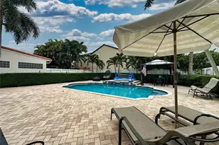 10620 SW 67th St, Miami, FL 33173 - Photo 3