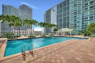 31 SE 5th St, Miami, FL 33131 - Photo 15