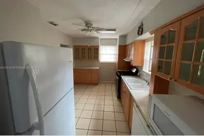 18740 NW 10th Rd #18740, Miami Gardens, FL 33169 - Photo 5