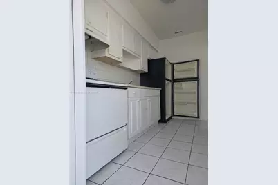 1610 Liberty St #9, Hollywood, FL 33020 - Photo 3