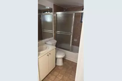 5480 W 21st Ct #201, Hialeah, FL 33016 - Photo 3