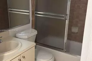 5480 W 21st Ct, Hialeah, FL 33016 - Photo 3