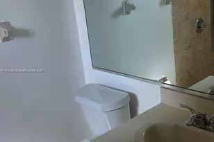 5480 W 21st Ct, Hialeah, FL 33016 - Photo 7