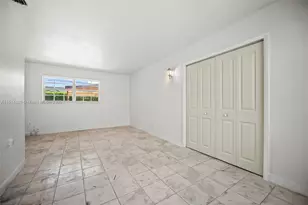 700 NE 118th St, Biscayne Park, FL 33161 - Photo 21