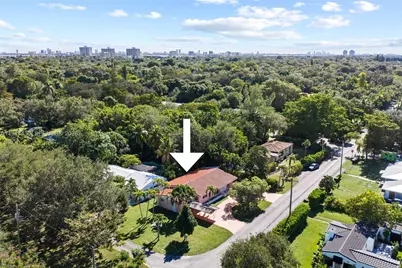 700 NE 118th St, Biscayne Park, FL 33161 - Photo 33