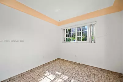 700 NE 118th St, Biscayne Park, FL 33161 - Photo 21