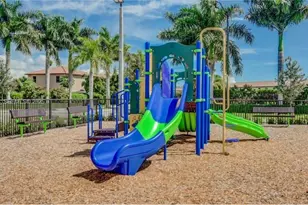 2538 SE 29th St, Homestead, FL 33035 - Photo 9