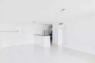 425 NE 30th St, Miami, FL 33137 - Photo 5