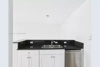 425 NE 30th St #603, Miami, FL 33137 - Photo 7