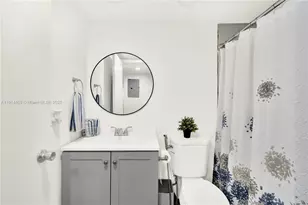 1100 SW 130th Ave, Pembroke Pines, FL 33027 - Photo 23