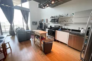 690 SW 1st Ct, Miami, FL 33130 - Photo 3