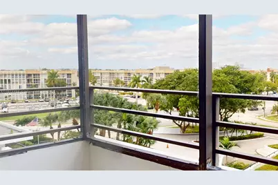 600 Three Islands Blvd #402, Hallandale Beach, FL 33009 - Photo 37