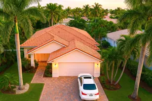 1946 Harbor View Cir, Weston, FL 33327 - Photo 1