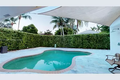 1946 Harbor View Cir, Weston, FL 33327 - Photo 7