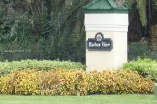 1946 Harbor View Cir, Weston, FL 33327 - Photo 31