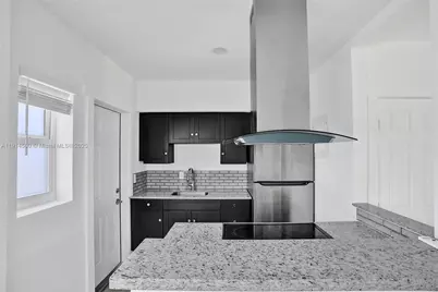 7115 Rue Granville #C, Miami Beach, FL 33141 - Photo 17