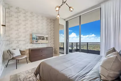 1000 Brickell Plz #PH5006, Miami, FL 33131 - Photo 11