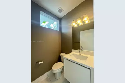 6855 NW 103rd Ave, Doral, FL 33178 - Photo 5