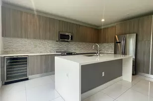 6855 NW 103rd Ave, Doral, FL 33178 - Photo 9