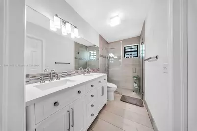 10195 NW 26th St, Doral, FL 33172 - Photo 47