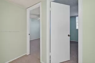 4291 W 10th Ct, Hialeah, FL 33012 - Photo 31