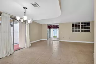 4291 W 10th Ct, Hialeah, FL 33012 - Photo 21