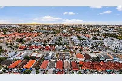 4291 W 10th Ct, Hialeah, FL 33012 - Photo 61