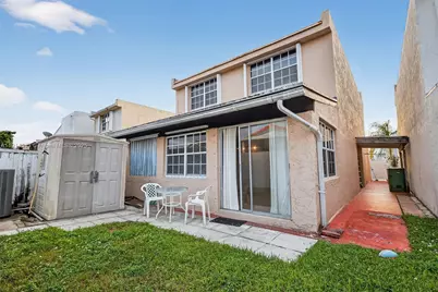 4291 W 10th Ct, Hialeah, FL 33012 - Photo 51