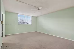 4291 W 10th Ct, Hialeah, FL 33012 - Photo 35