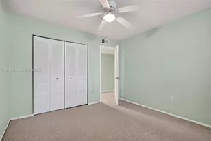 4291 W 10th Ct, Hialeah, FL 33012 - Photo 45