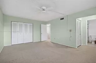 4291 W 10th Ct, Hialeah, FL 33012 - Photo 37