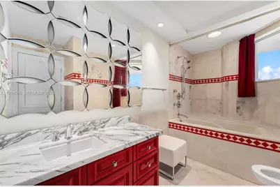 5025 Collins Ave #PH-1, Miami Beach, FL 33140 - Photo 35