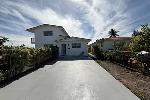 8860 SW 32nd St, Miami, FL 33165 - Photo 1