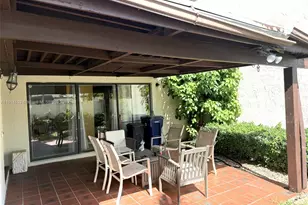 10053 NW 4th Ln, Miami, FL 33172 - Photo 7