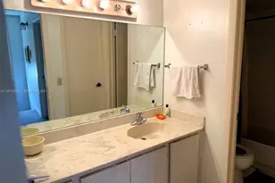 10053 NW 4th Ln, Miami, FL 33172 - Photo 17