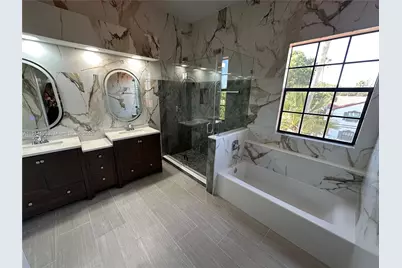 501 SW 158th Ter #204, Pembroke Pines, FL 33027 - Photo 9