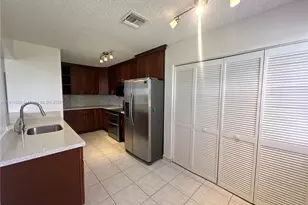 501 SW 158th Terrace, Pembroke Pines, FL 33027 - Photo 17