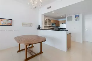 725 NE 22nd St, Miami, FL 33137 - Photo 9