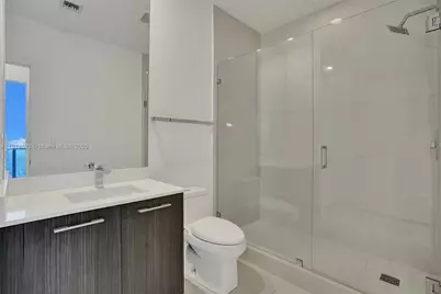 55 SW 9th St #4408, Miami, FL 33130 - Photo 19