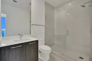 55 SW 9th St, Miami, FL 33130 - Photo 19